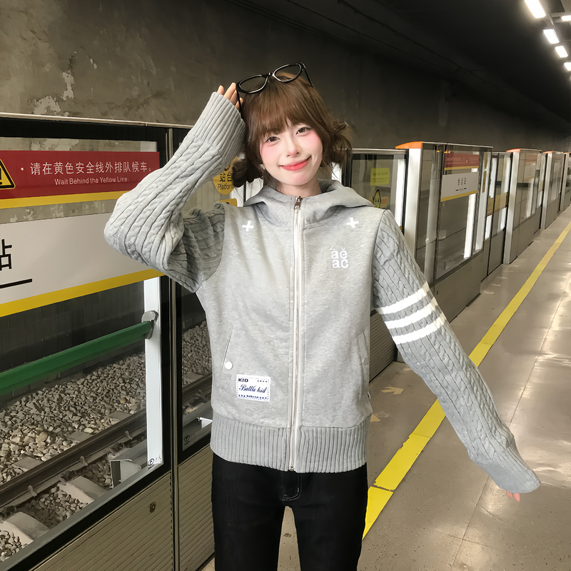 Original Knitted Sleeve Jacket with Embroidery, College Style Hooded Sweatshirt, Slim Fit, Old Money Style for Women, Autumn