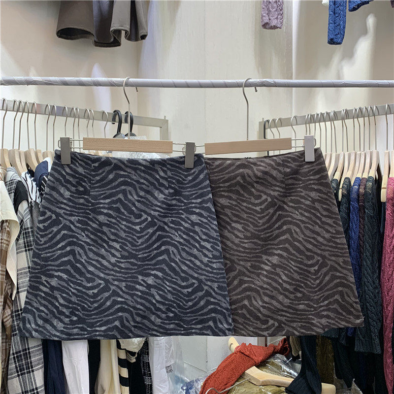 YYFS Yaya clothing Korean version fashion zebra pattern A-line skirt women's spring thin high waist bag hip short skirt tide