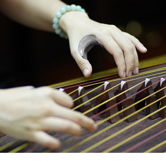 Guzheng 손 교정기, 호랑이 입 고정 교정 손가락 훈련 장치, 어린이를위한 초보자 손가락 운지법 훈련 손 모양 유물