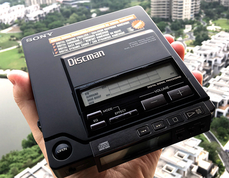 Sony d-Z555 CD handlistening maintenance sony d-555 repair D350 AZ6819 CD10