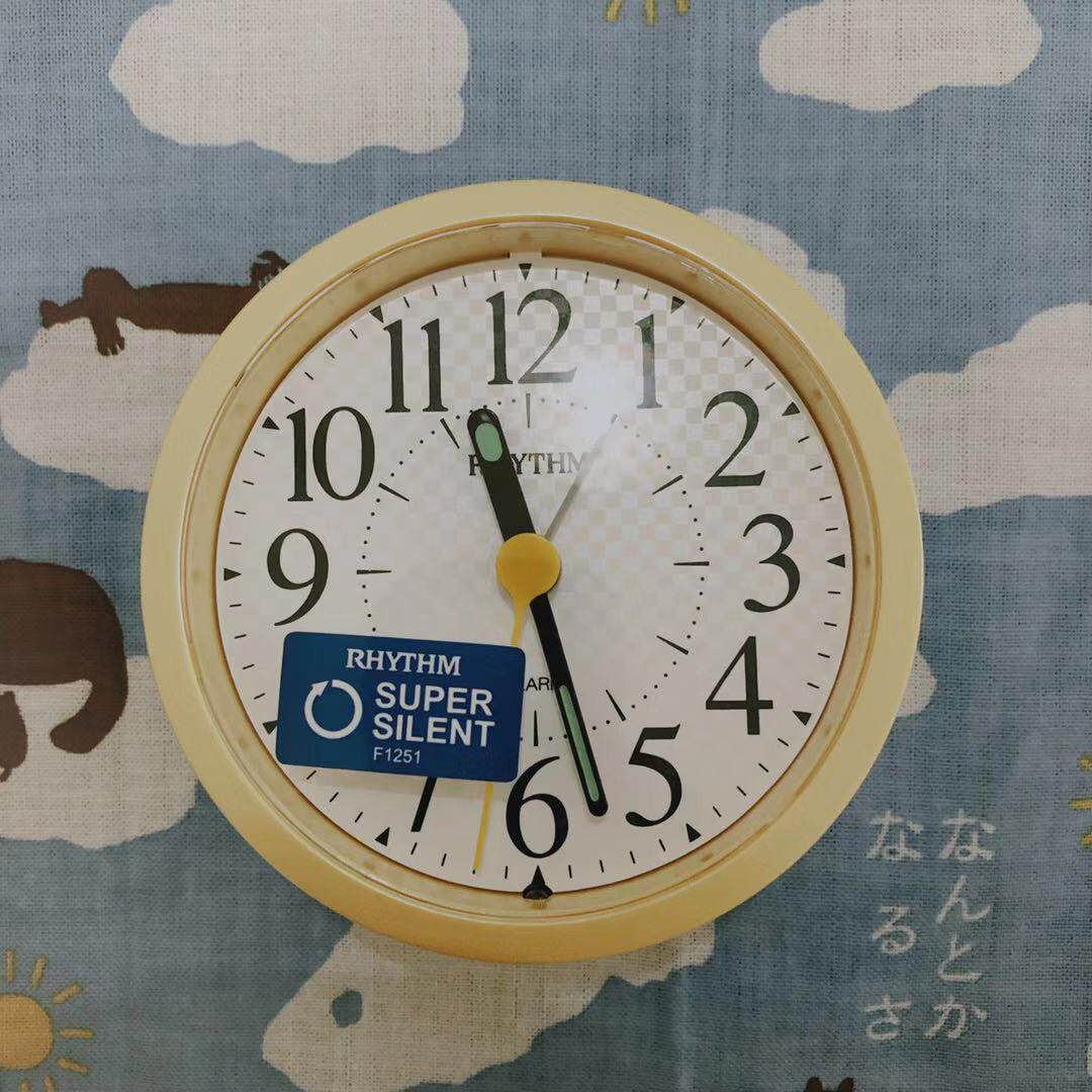 Japan Li Sheng RHYTHM ultra-quiet student candy color alarm clock Anti-snooze night light CRE849 891