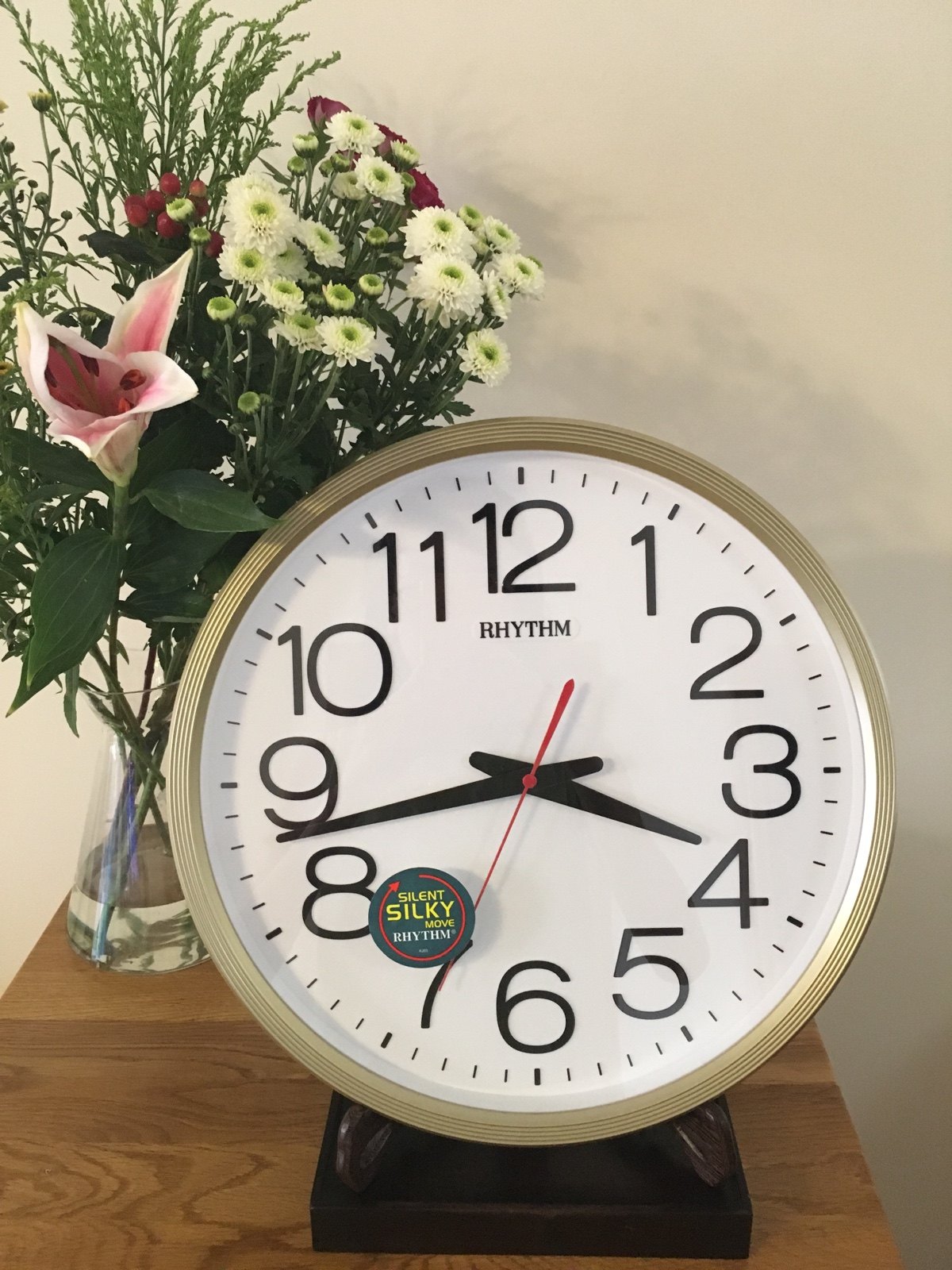 Japan RHYTHM Li Sheng living room bedroom dining room office mute sweep seconds simple wall clock CMG495CMG494
