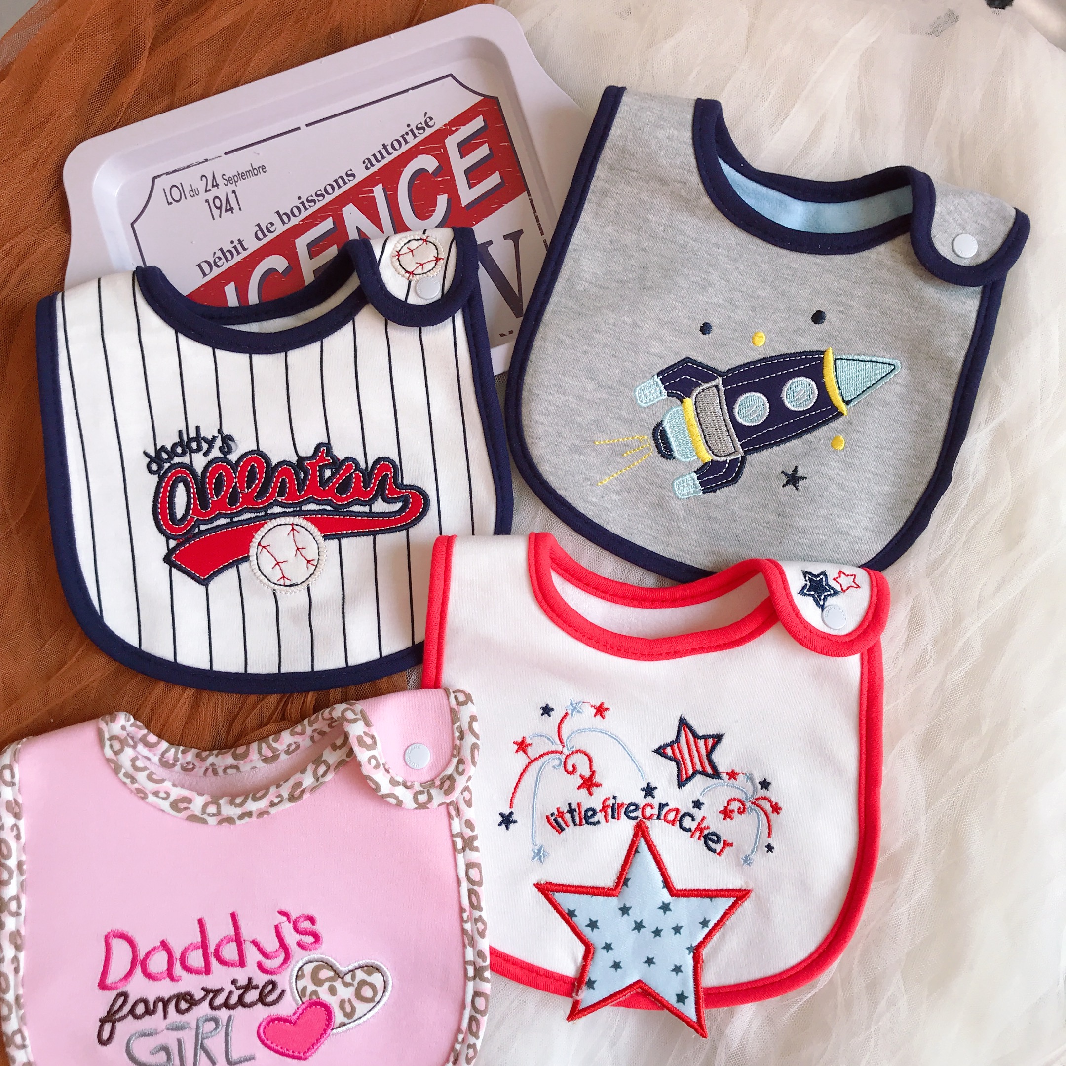 Three-dimensional cartoon animal cloth stickers pure cotton waterproof saliva towel Men and women baby bib Bib snap buckle reverse towel cloth