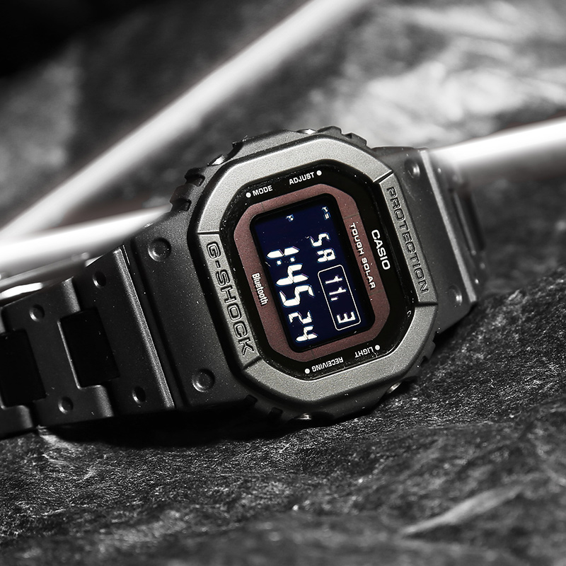 [山西並]カシオ スモールスクエア 腕時計 メンズ 正規品 ソーラー電波 Bluetooth 防水 GW-B5600