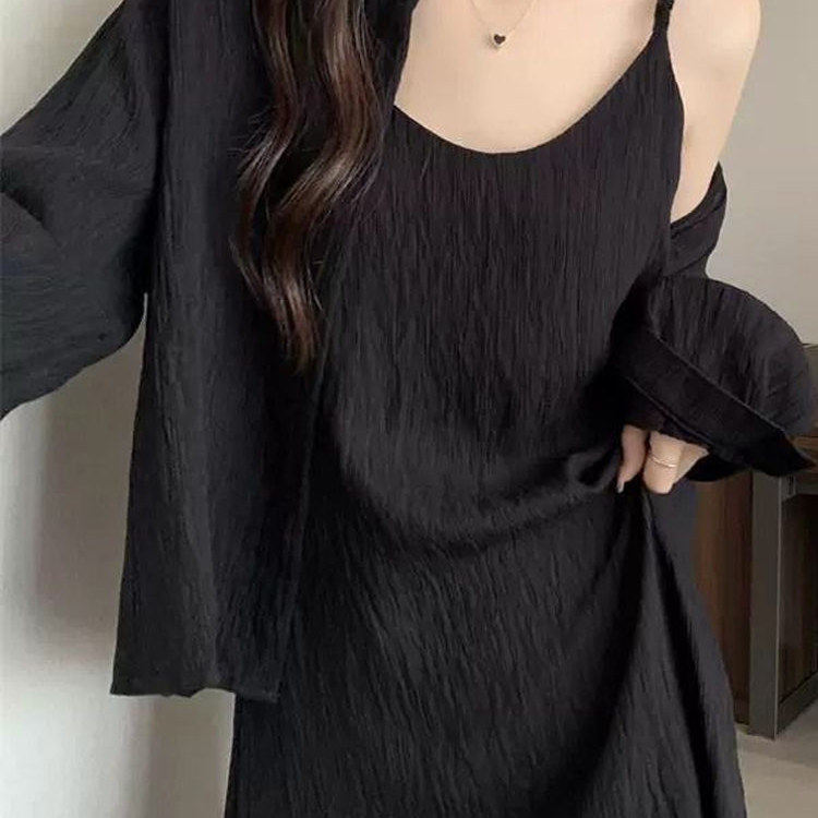 大码女装气质显瘦吊带连衣裙胖mm夏宽松时尚炸街打底裙外搭