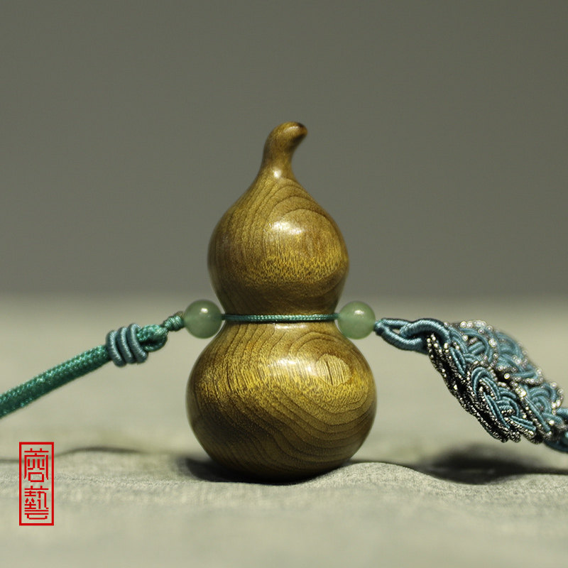 Golden Silk Nanmu Wood Gourd Upscale Handlebar Piece to Play Foru Solid Wood Car Pendant Wood Carved Water Corrugated Craft Gift Hem