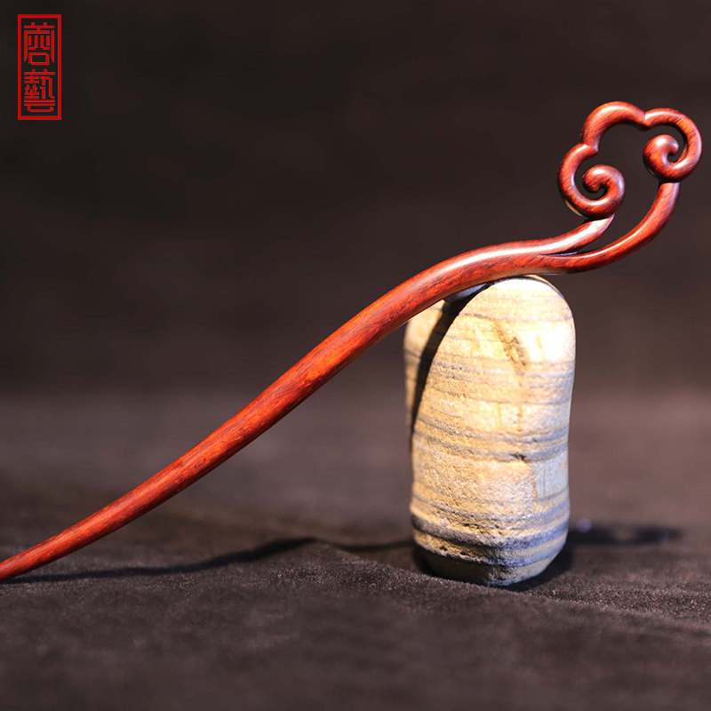 Hollow clouds Small leaves Red sandalwood ancient style hairpin Classical wood hairpin Children's ancient costume Hanfu dish hair headdress Birthday gift