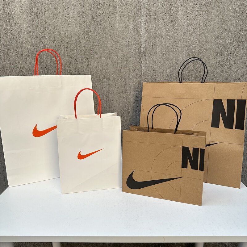 Nike's New Shopping Bag, White Kraft Paper Bag from the Store, Uv Original Color, Large Logo Shoe Box, Clothing Gift Bag Nike's New Shopping Bag, White Kraft Paper Bag from the Store, Uv Original Color, Large Logo Shoe Box, Clothing Gift Bag