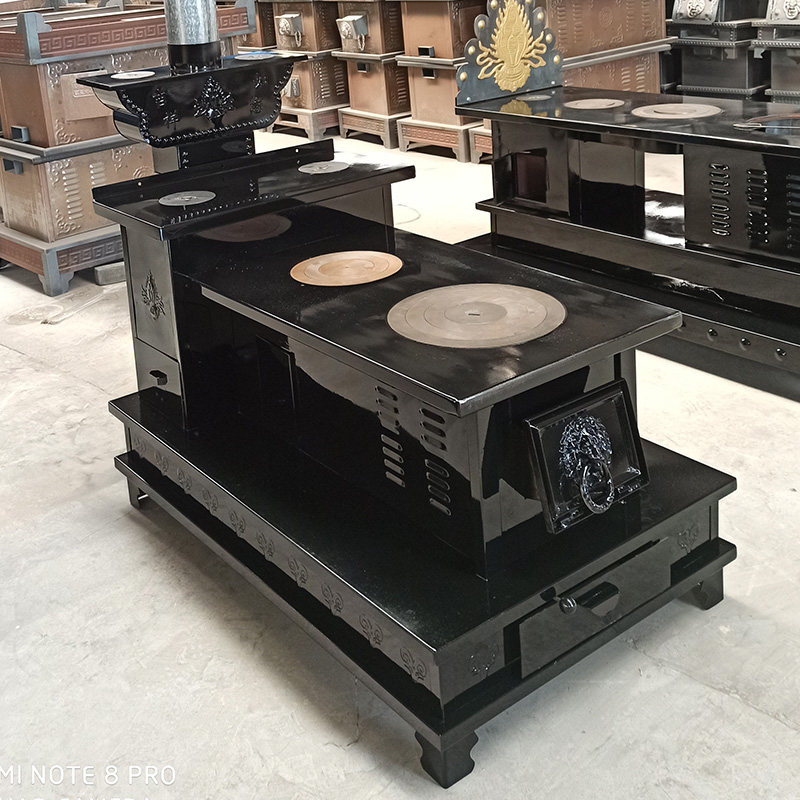 Firewood stove Household rural indoor heating stove Real fire new type with hot water smoke-free large multi-purpose stove