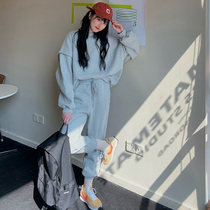Sports and leisure set womens round neck sweater pants two-piece set 2021 Spring and Autumn New Korean version of loose fashion