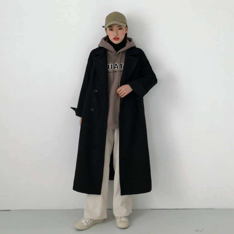 What about Mao's coat, autumn and winter women's new fur, and the loose-fitting profile of the woman, and the long version of the big coat of the knee