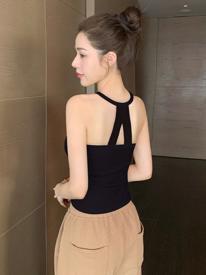 黑色吊带带胸垫背心女内搭2026新款夏季外穿美背一体无袖挂脖上衣