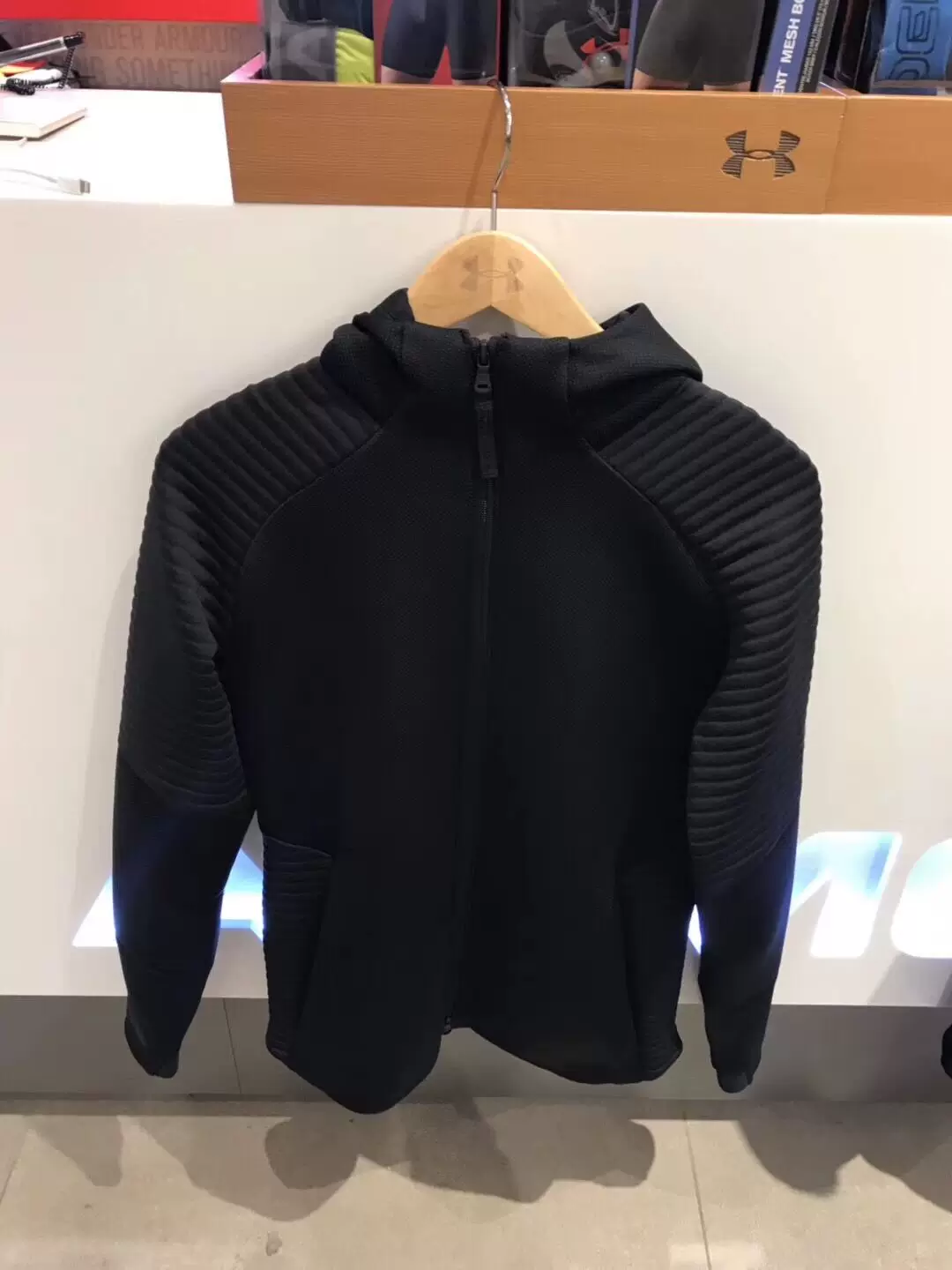 Спортивный комплект Under Armour для прогулок, толстовка, брюки, куртка