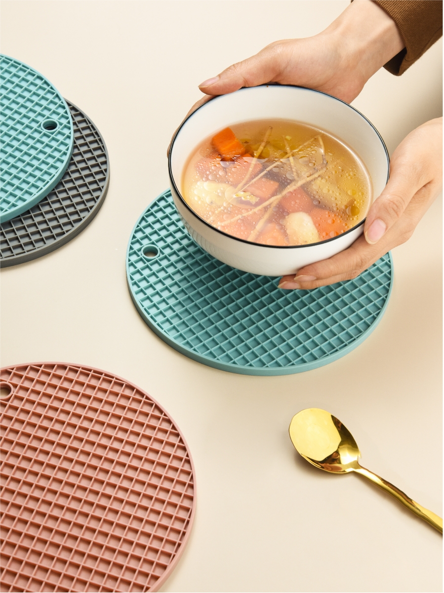Yajia Silicone heat insulation pad Nordic anti-scalding pad Bowl pad Household kitchen pot pad Plate pad Coaster Plate placemat