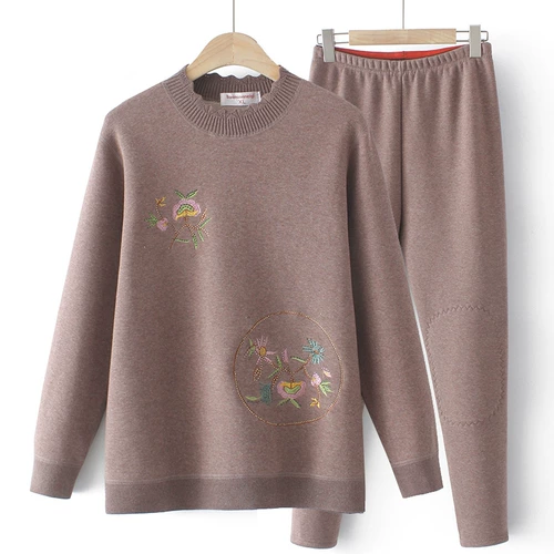 Осенний утепленный приятный телу удерживающий тепло пуховик для матери для пожилых людей для кормящих грудью, нижнее белье, комплект, 60 лет, для среднего возраста