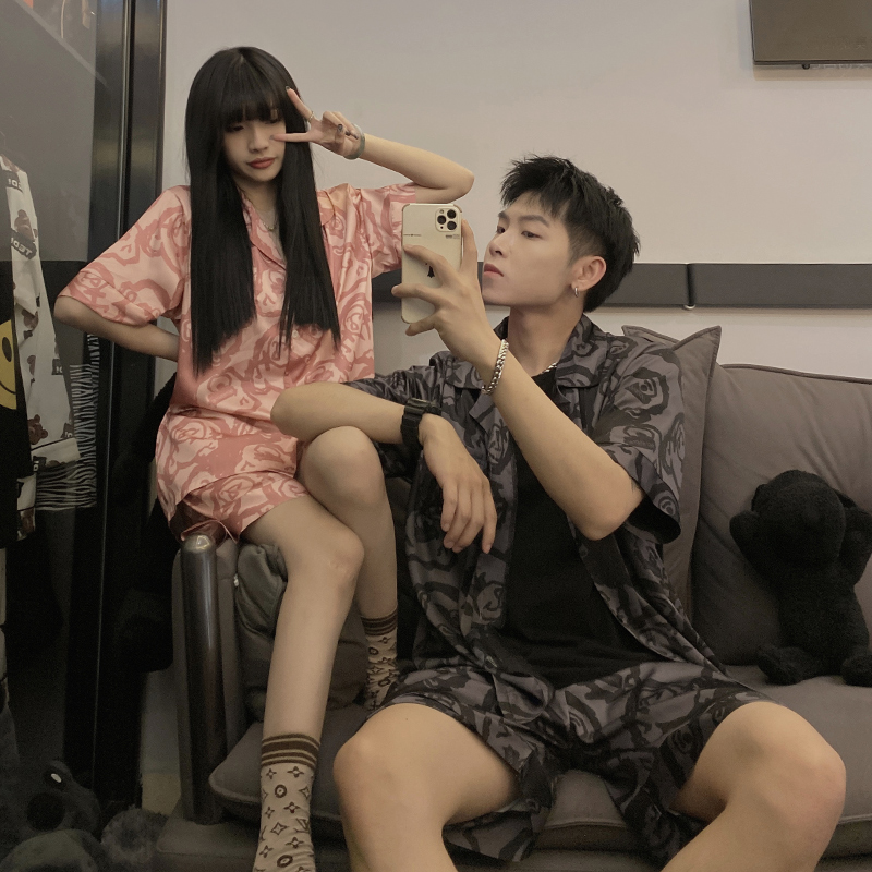 VIRRI CIAGA~I am your world Silk pajamas women's summer new couple short-sleeved suits can be worn outside