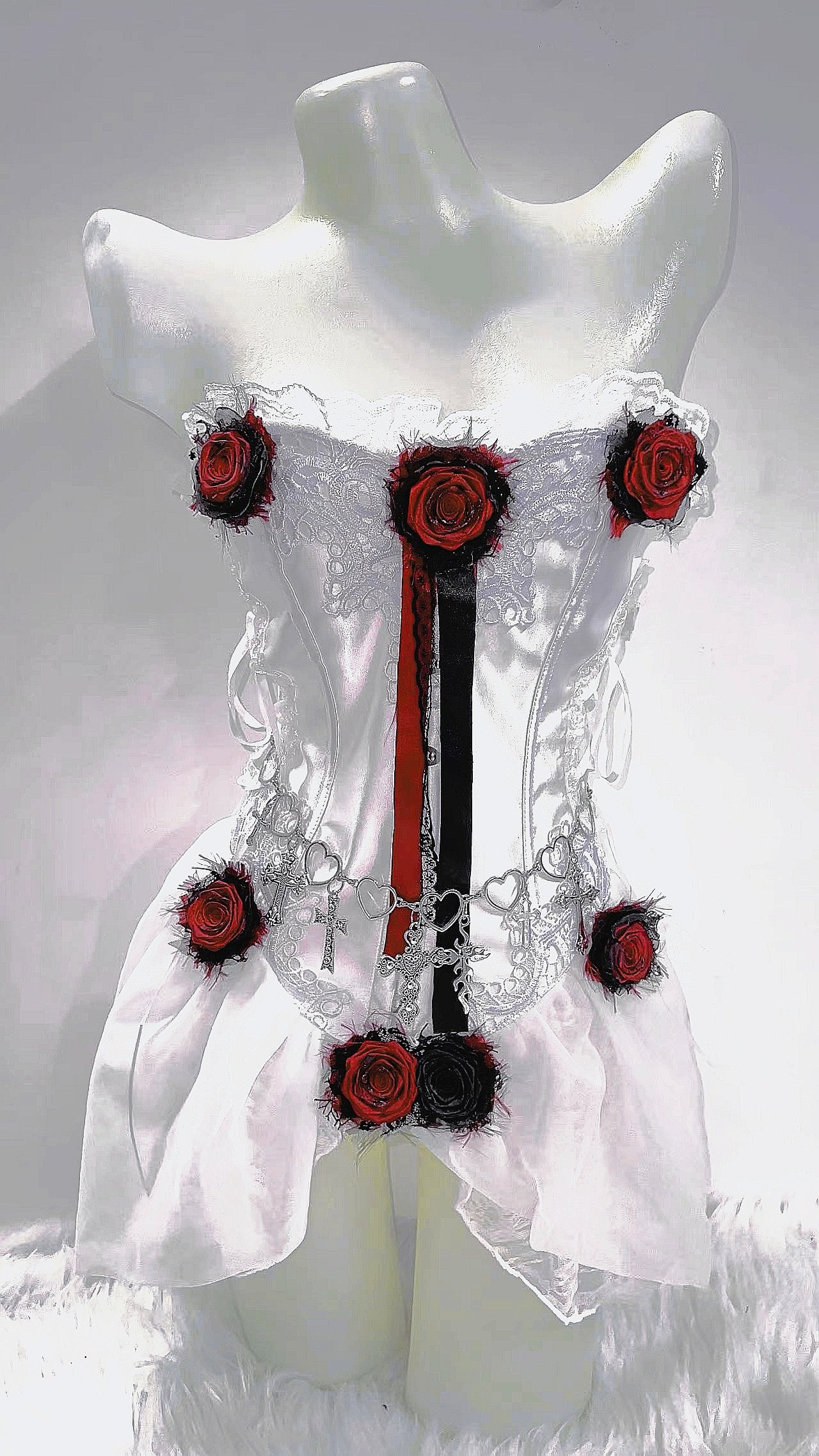 TDH original * thorn rose white gothic cultural reworking hand for solid decoration fishbone strap plastic body corset-Taobao