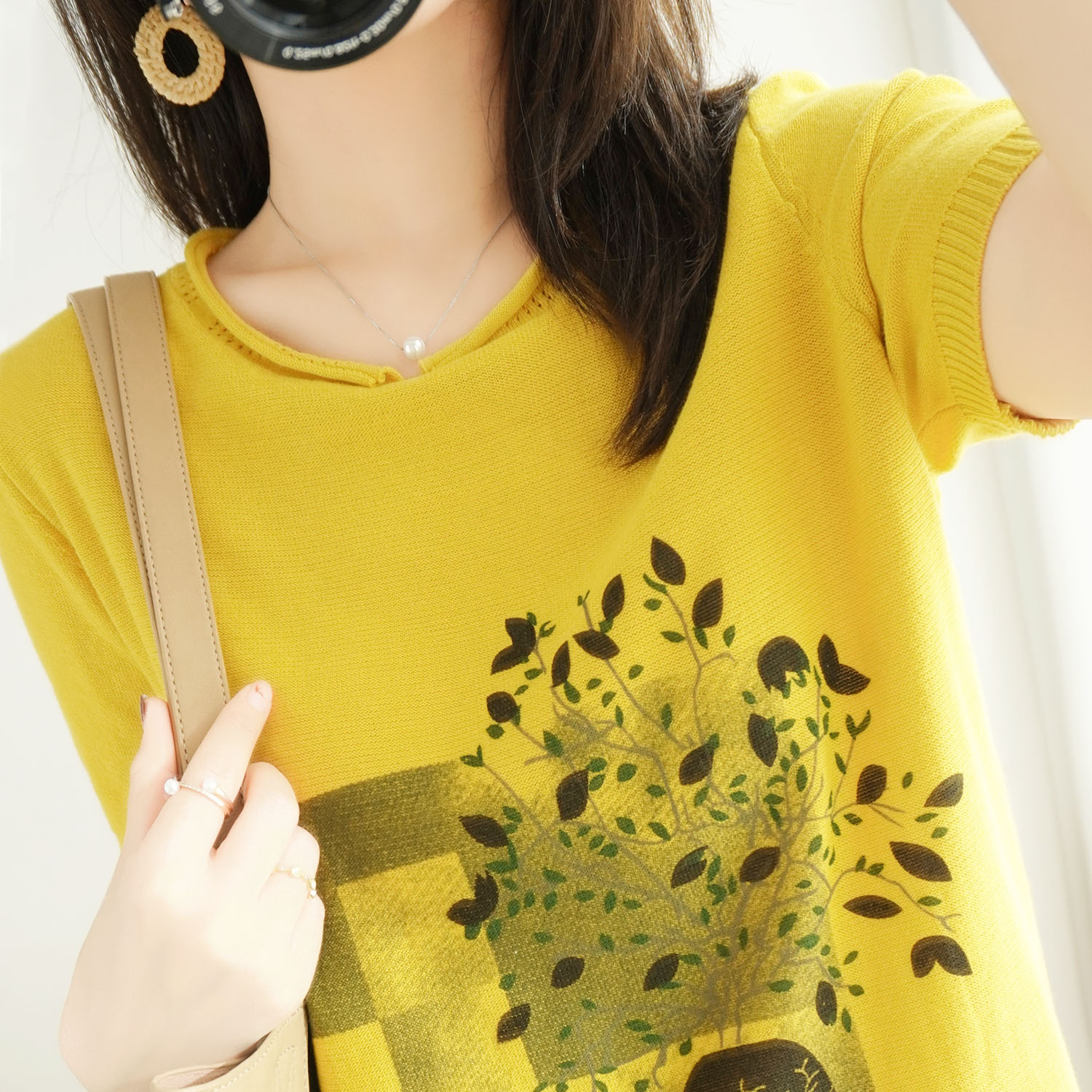 2022 Summer new cotton linen knit short sleeve female V collar loose printed pure cotton half sleeve T-shirt with undershirt