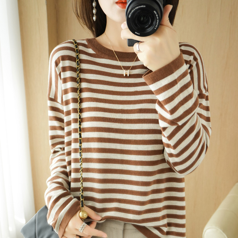 Striped Sheep Sweatshirt Woman Thin shaped round neckline headsweaters 2022 Spring new loose large size Sizes Collared Knit Undershirt