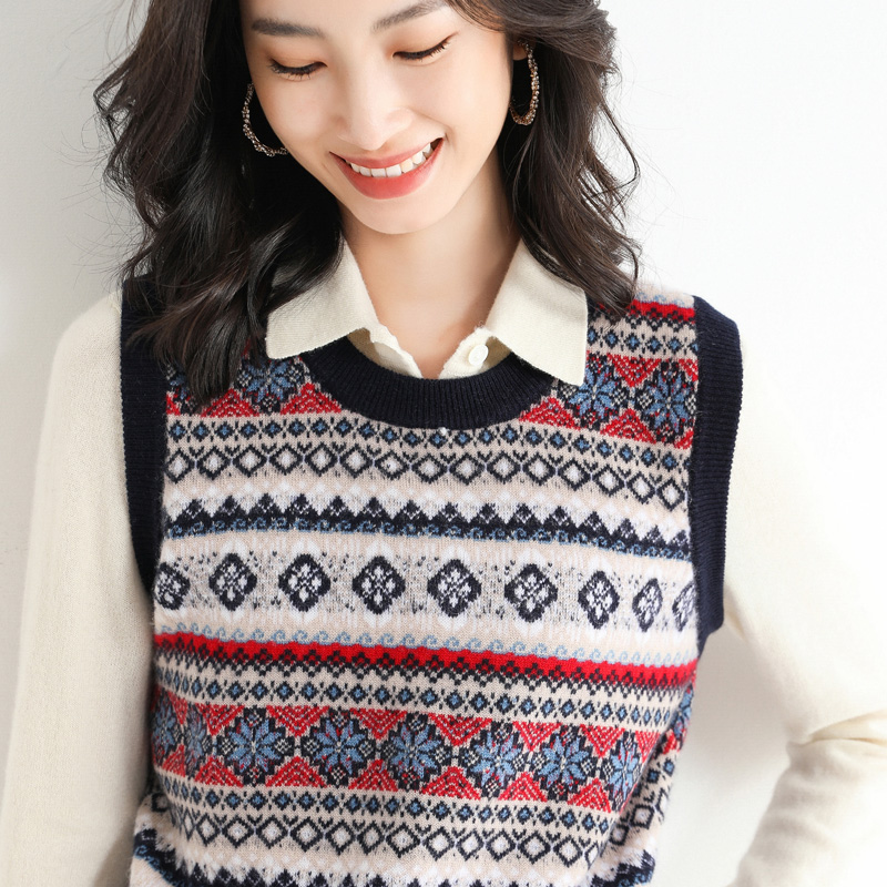 Autumn and winter knitted sweater vest women's vest round neck loose outer wear clip sleeveless vest jacquard bottom non-cashmere sweater