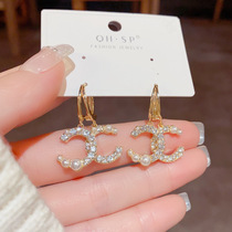 outlets retreat the good bull cargo picks up 18K micro - inlaid zircon pearl earbuckle temperament light luxury high ear ring