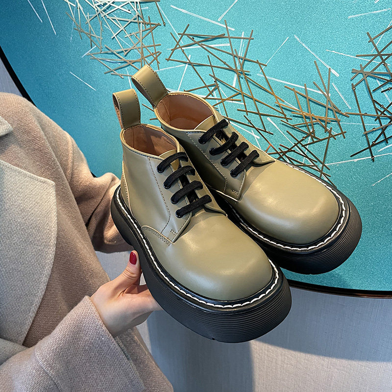 (Table Sister FAN) Head Garvelvet Martin Boot Female Inn Wind 2021 New genuine leather Winter thick bottom short boots