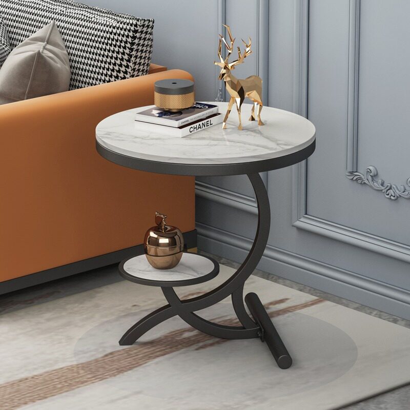 Light luxury rock plate moving edge of a few modern minimal living room household small round table flowers several Nordic balcony network red corner