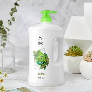 【六神】清凉爽肤绿茶沐浴露1.5L