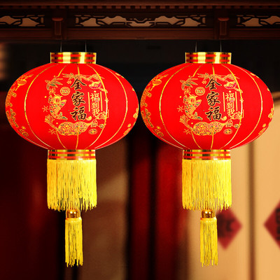 节日阳台户外场景布置大红灯笼