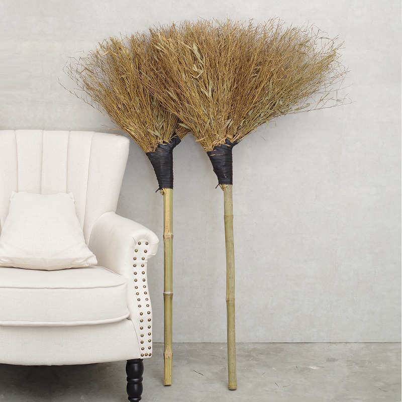 Bamboo Broom for Sanitation and Cleaning, Hard-Bristled Bamboo Broom, Handmade Large Broom, Outdoor Road Cleaning, Thickened Courtyard Plant Broom