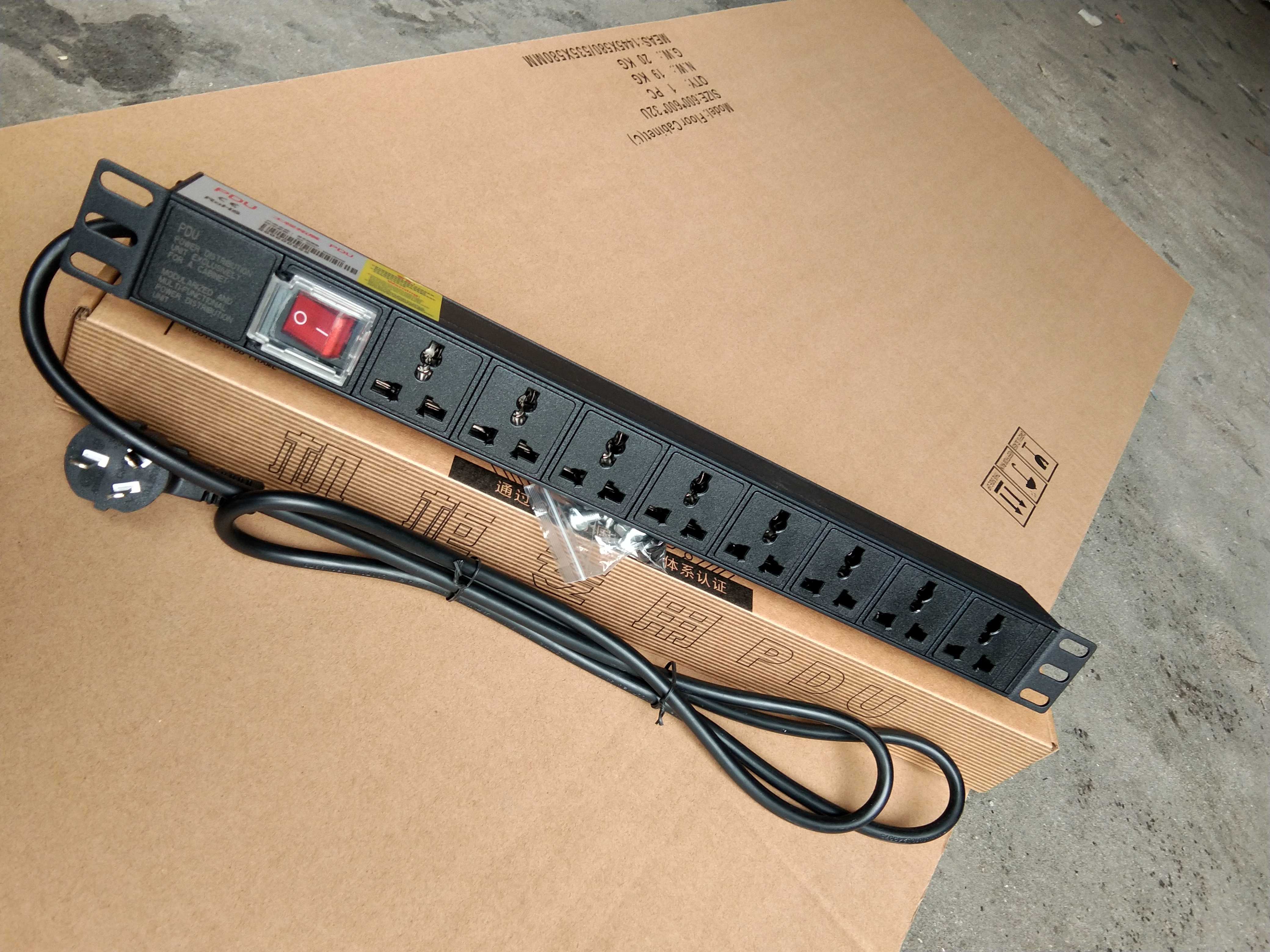 8-hole universal server dedicated power cabinet pdu socket Aluminum alloy PDU direct sales