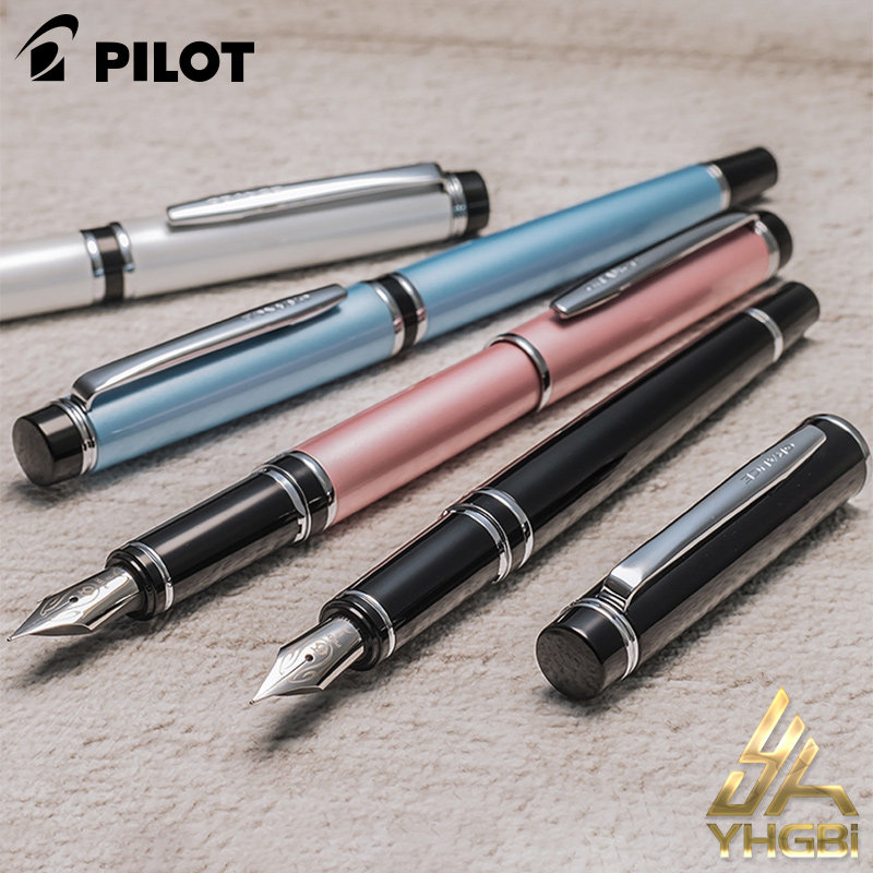 A flight of PILOT elegant to beautiful grand grande brass bagle pen business male student