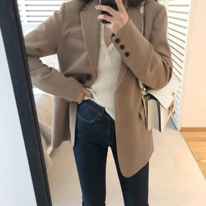 Card its color suit jacket woman 2022 new spring and autumn design sensation Little crowdsourced 100 hitch casual Korean version Western suit