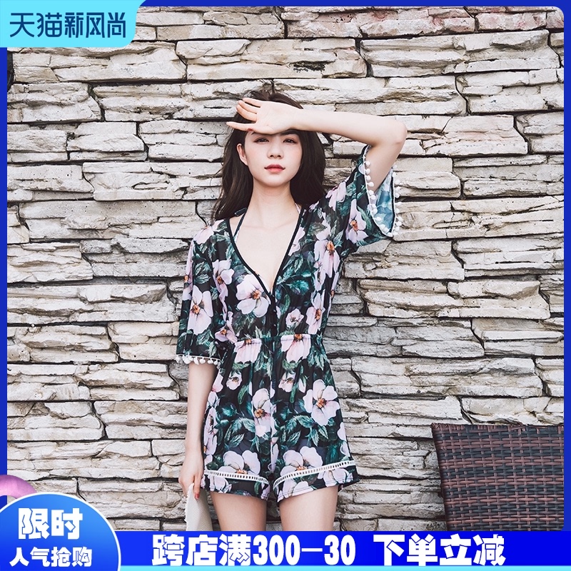 Swimsuit women's three-piece cover belly thin fairy conservative ins wind Bikini blouse flat angle gathered hot spring Korea