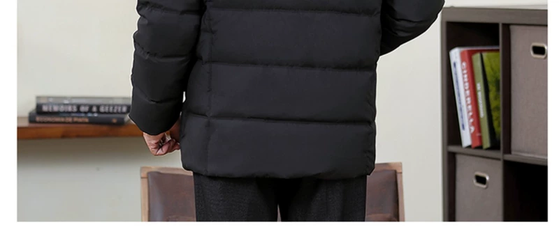 Áo khoác mùa thu và mùa đông áo khoác nam trung niên cộng với nhung dày ấm áp trung niên xuống bông áo khoác cha