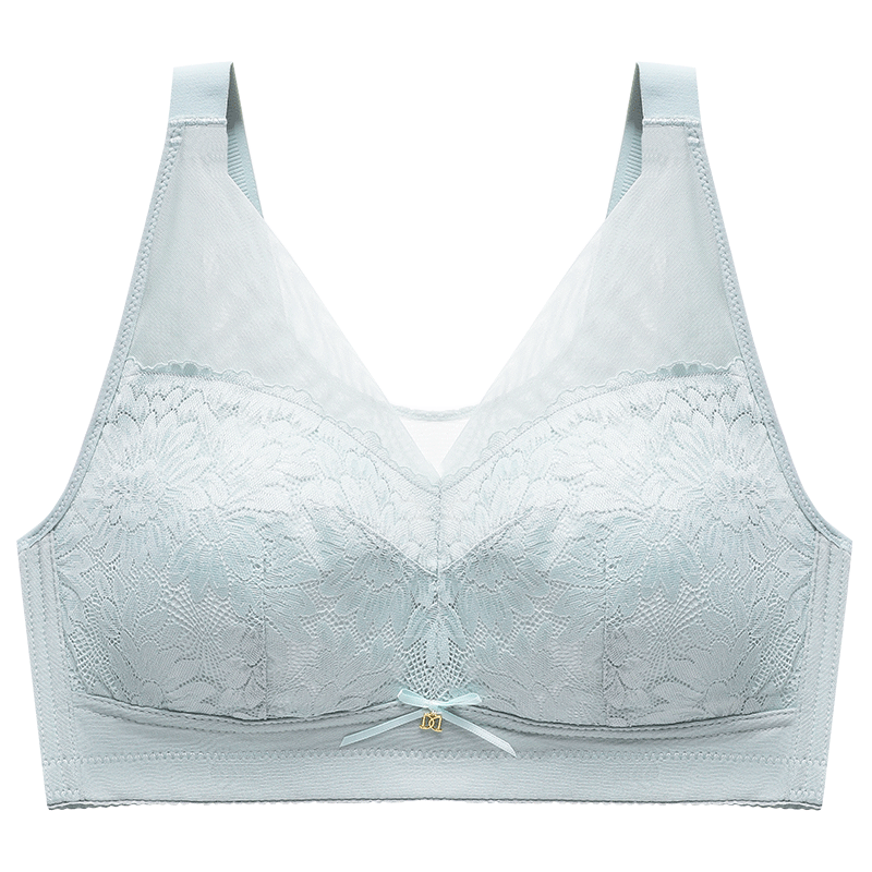 Tube top to prevent exposure Large breasts look small Underwear to prevent exposure