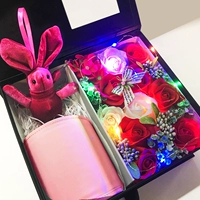 Загадочный и вдумчивый подарок [Модель теплого дворца+вечная подарочная коробка цветов+мобильный источник питания+Lucky Rabbit]