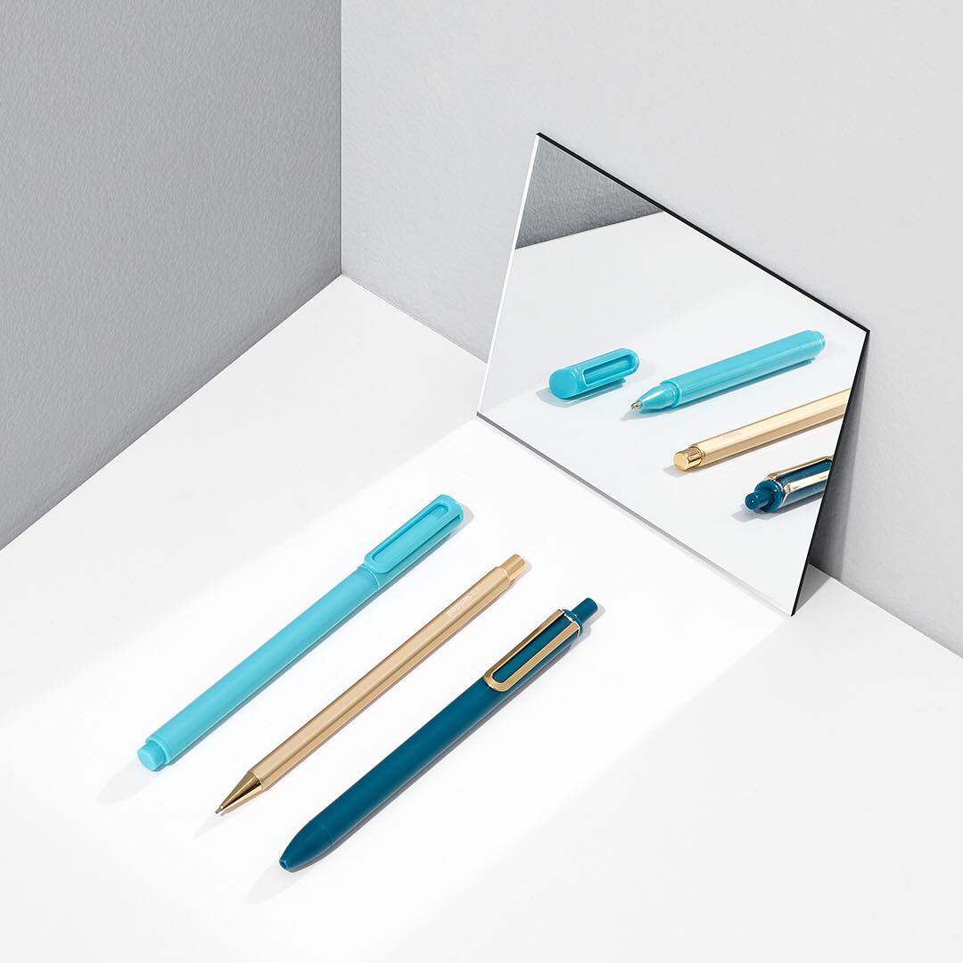 Spot Delta American Petty stationery Poppin Signature pen black student office small frescoed ball pen 1mm