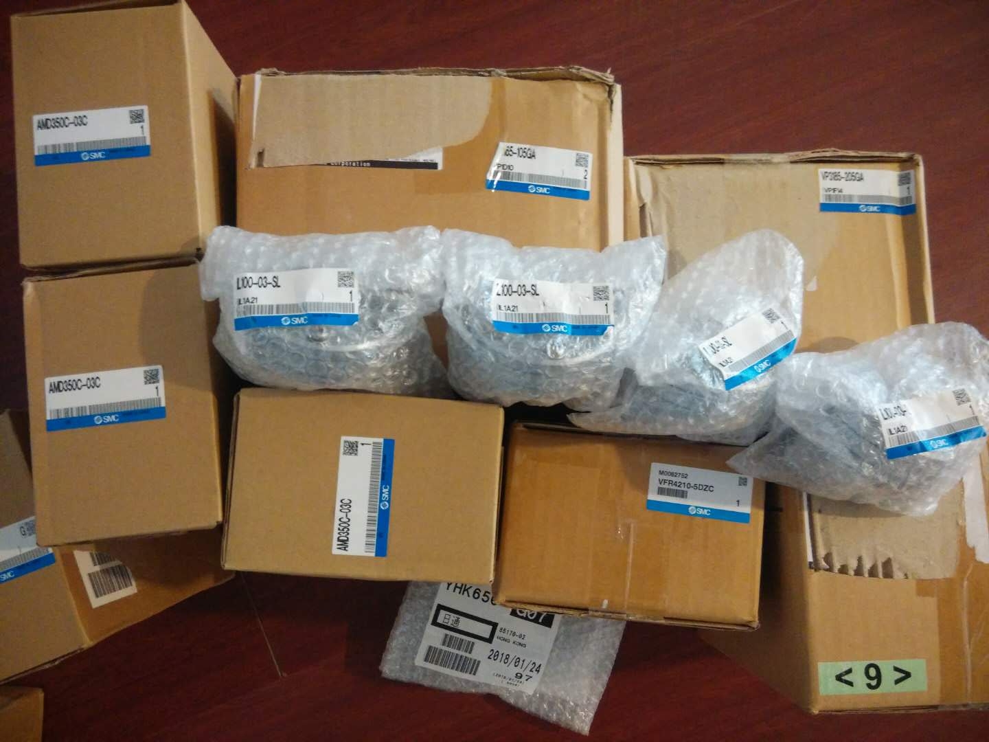 SMC pressure switch PSE531-M5-C2L new original