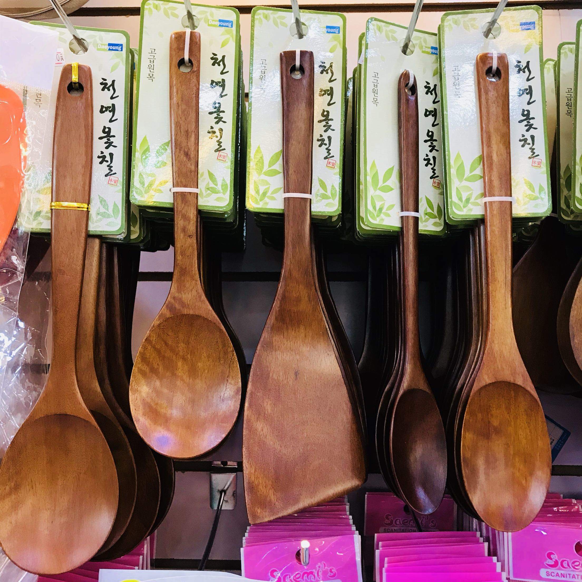 South Korea imported natural lacquer wooden non-stick shovel solid wood rice shovel long handle cooking spoon frying pan spoon wooden shovel