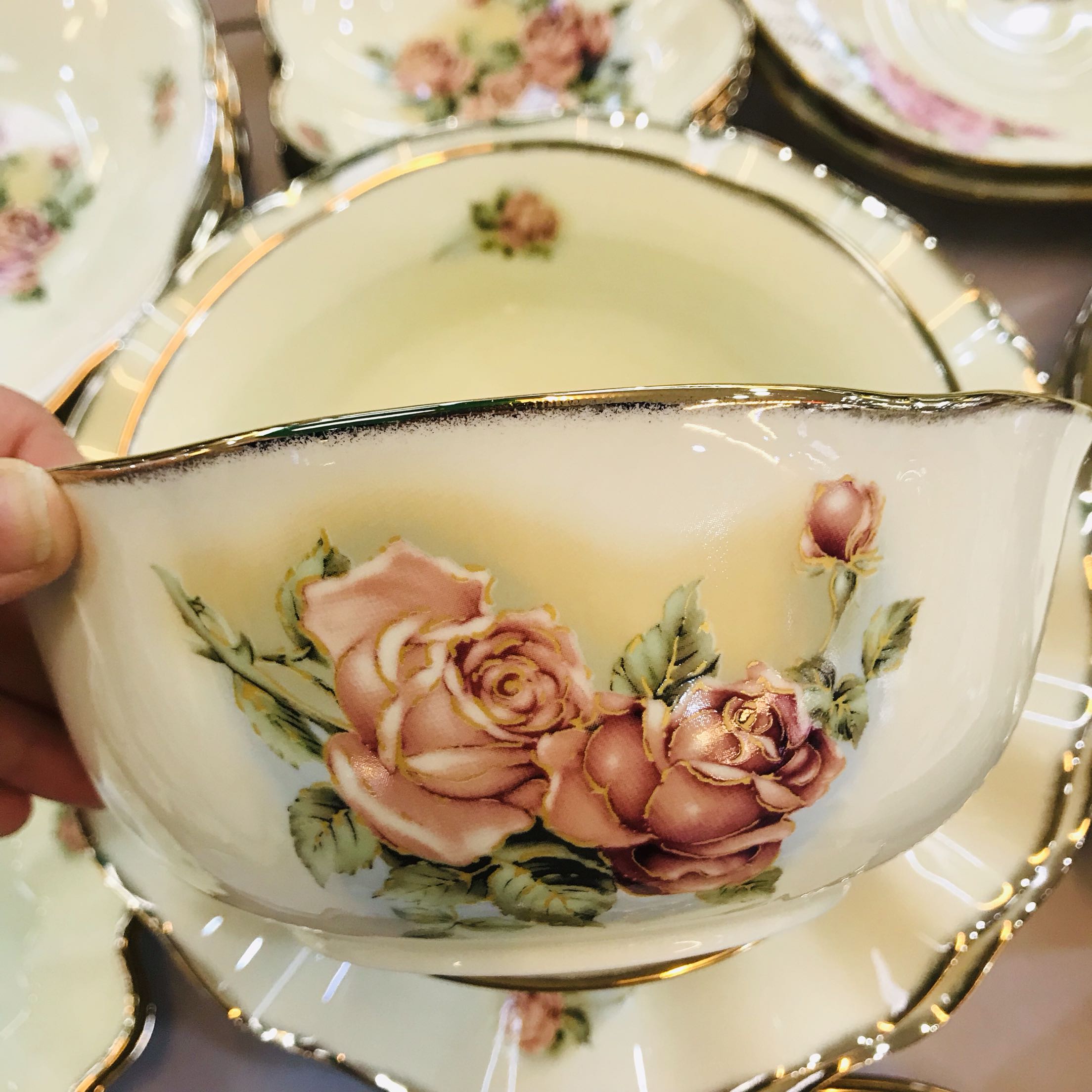 South Korea original imported Queen rose yellow 13k Phnom Penh 5 5 inch large noodle bowl large soup bowl cold noodle bowl