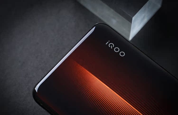 (Giây Tóc Mới) vivo IQOO AI mát Xiaolong 855 màn hình vân tay toàn bộ mạng điện thoại vivoiqoo - Điện thoại di động giá oppo a31