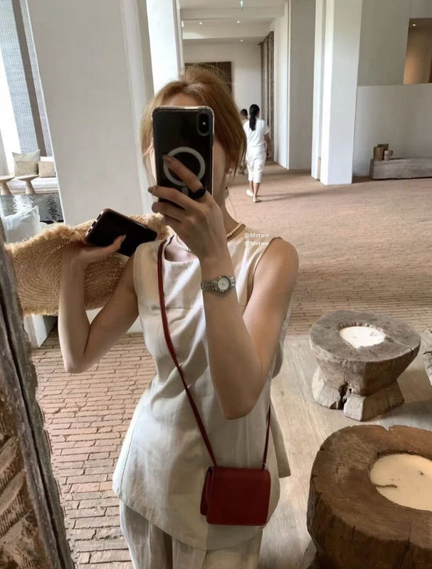 The Finishing Touch Accessory - Korean Niche Design Fashionable Small Card Holder Mini Cute Crossbody Coin Purse The Finishing Touch Accessory - Korean Niche Design Fashionable Small Card Holder Mini Cute Crossbody Coin Purse