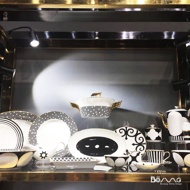 European-style hotel banquet family banquet 74 skull porcelain tableware set dish plate rice bowl soup cup cup dish pot