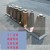 Stainless steel road cone road barricade reflective cone parking cone safety warning cone ice cream bucket square cone hotel prompt sign