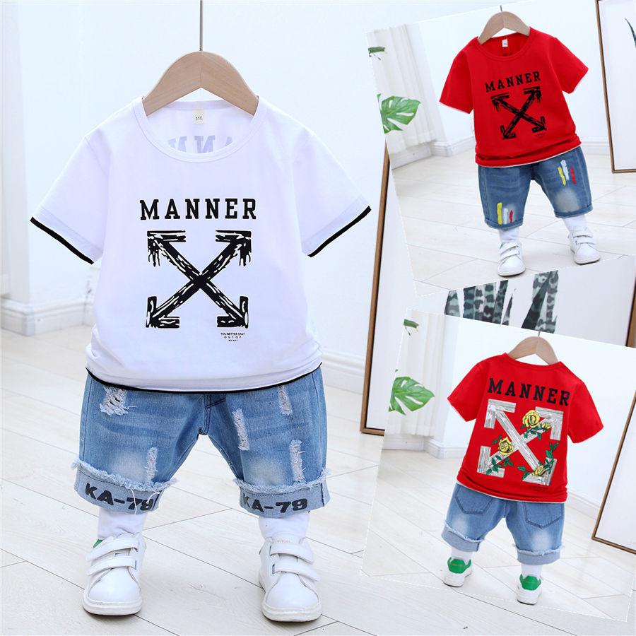 . Childrens ăn mặc trẻ em lớn vừa đặt hai mảnh boy set mùa hè ngắn tay áo thun quần denim năm điểm Hàn Quốc phiên bản của sóng 2019 mới.