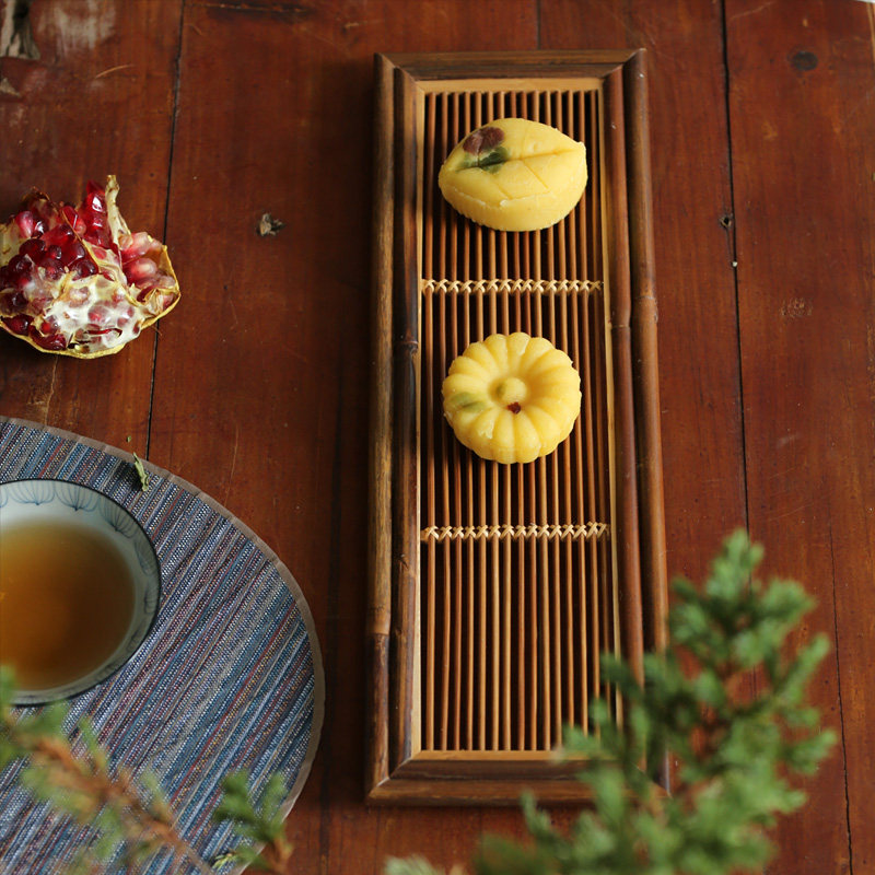 Hollow bamboo coaster Old insulation mat Household anti-scalding Chinese Zen dry bubble table tea tray Bamboo row storage
