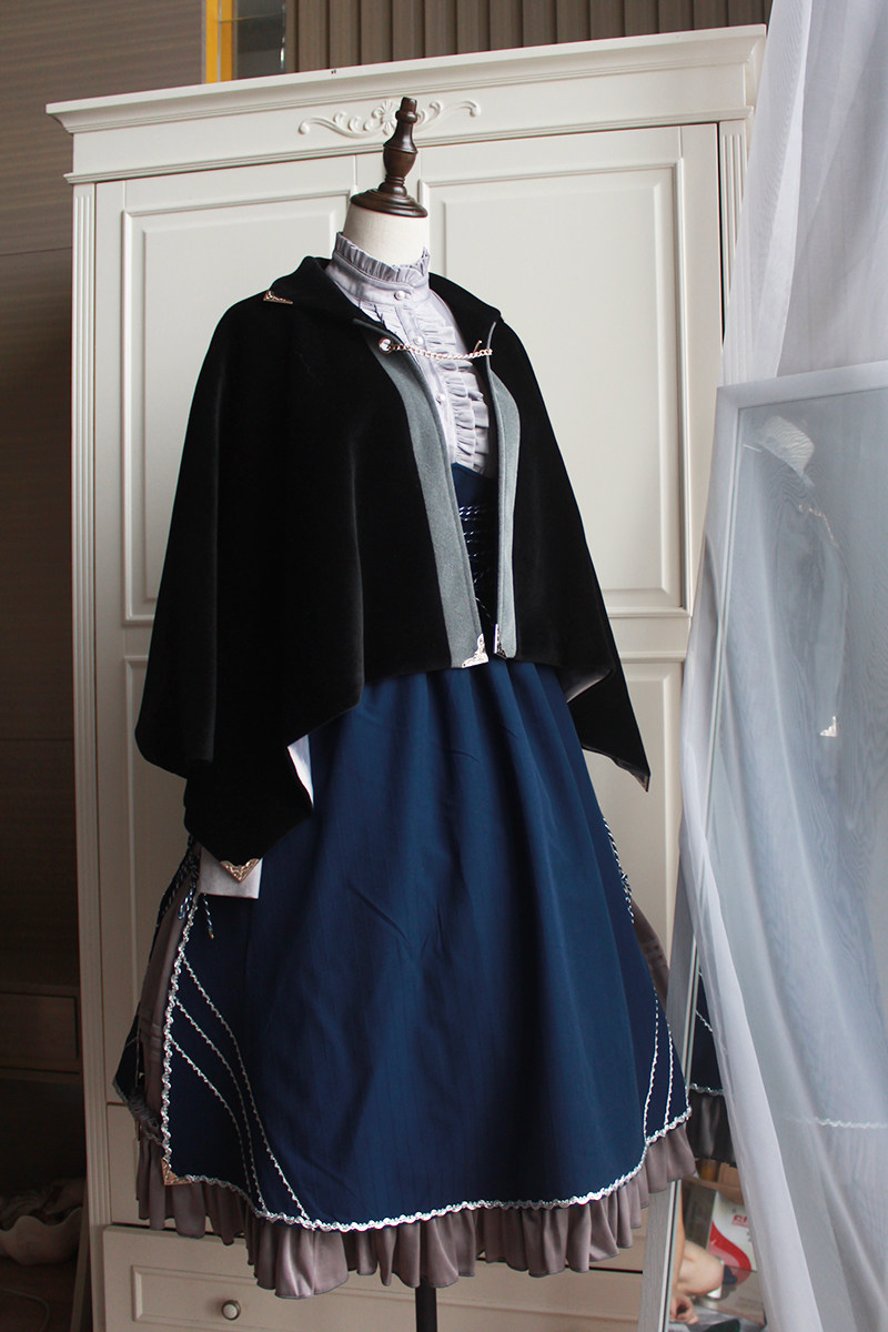 Стильные костюмы 【展示】miss1860 开襟sk 钢骨束腰 优雅复古lolita 白英工作室