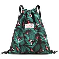 Черный лист дерева