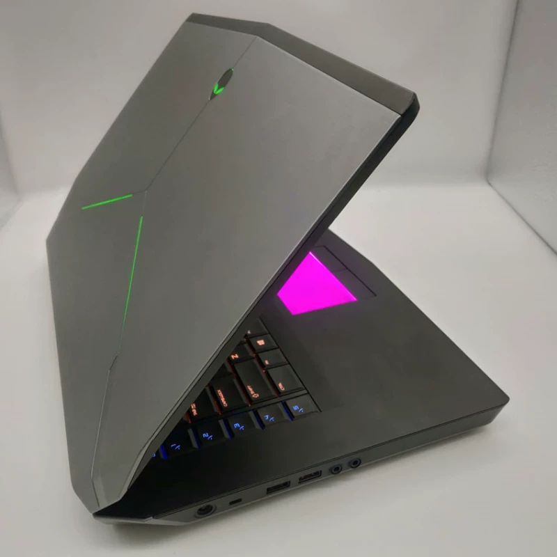 Alienware 15M 3726 Alienware 15 R2 R3 R4 15.6-дюймовый игровой ноутбук для киберспорта